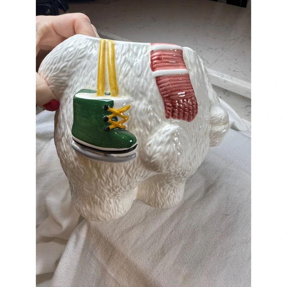 Asia Master Group‎ Vintage Polar Bear Cookie Jar Winter Scarf Goggles Ice Skates